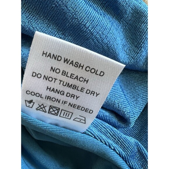 Remi x Revolve Niki Twist Front Stretch Crop Top Women Sz 1X Blue Slinky‎ V-Neck - Picture 12 of 12